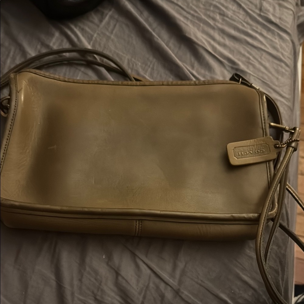Coach vintage two way leather bag NYC talon zipper